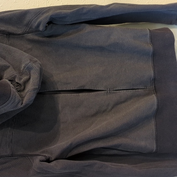Lululemon Bliss Break Zip Up Hoodie Washed Black Gray Striped Thumbholes Pockets - Picture 9 of 11